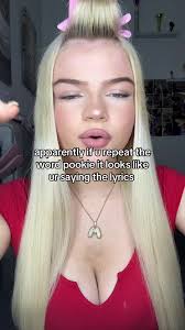 Pink Lemonade Pookie Lyrics