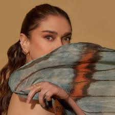 Every year I thank my stars for allowing me to pursue something I truly  love. Something that started as a side hustle has made my life quite  fulfilling. 🩷🩷🩷 Should we celebrate