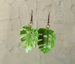 Cool Earrings For Women Green Leaf Earrings Leaf Dangle Earrings Monstera Earrings Monstera Leaf Earrings Monstera Leaf Jewelry Tropical Leaf Jewelry Clay Earrings Clay Jewelry