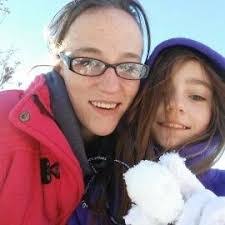 Amanda Stolp's Instagram, Twitter & Facebook