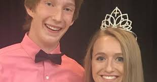 Newman Catholic crowns homecoming royalty (with photos)