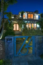 734 Glorietta Blvd Coronado Ca 92118 Zillow Zillow Homes Home Family House Styles