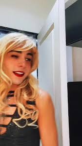 Isabella Pate's Instagram, Twitter & Facebook