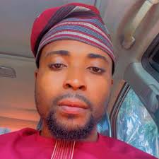 Paul Sunday . smluxee