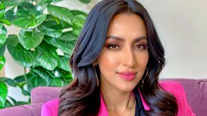 Sonya Reddy's Instagram, Twitter & Facebook