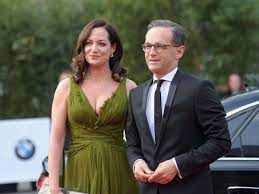 Heiko josef maas is a german politician who has served as the minister of foreign affairs in the fourth cabinet of angela merkel since 14 ma. Heiko Maas Offiziell Geschieden Und Jetzt Frei Fur Natalia Worner Politik