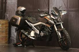 Modifikasi megapro pakai variasi velg dokar atau andong; Modifikasi Honda New Megapro Bergenre Touring Ala Ahm Bisa Habis Rp 50 Jutaan Nih Pertamax7 Com