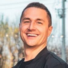 Chris Eisner's Instagram, Twitter & Facebook