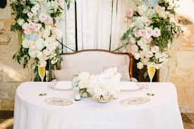 Rustic Wedding Decor Ideas Couples Table Bride And Groom Rustic Bench Flow Wedding Couple Table Decor Wedding Couple Table Rustic Barn Wedding Decorations