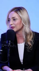 🇦🇲⬇️ Lancement du cours d'été intensif de l'UFAR organisé avec l'Institut  Europa de l'Université de Zurich (#EIZ). 🤝Merci au chercheur David Campi  pour ces cours précieux sur l'histoire et perspectives de l'intégration