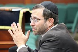 Alumni Newsletter + Vort This Motzei Shabbos