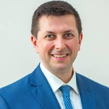 As my time at NEWS CENTER Maine comes to an end, I thought I'd share some  of my favorite, silly moments from Myler Makes It. This series was a career  highlight -