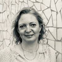 8 "Ann Adolph" profiles