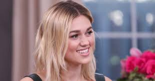 Duck Dynasty' Star Sadie Robertson Reveals Constant 'Fear' Amid Postpartum  Depression Issues