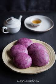 Purple Sweet Potato Hee Pan Xi Ban In 2020 Sweet Potato Buns Steamed Sweet Potato Purple Sweet Potatoes