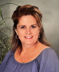 Danielle Theberge's Instagram, Twitter & Facebook