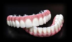 انتخاب دندان مصنوعی جدید