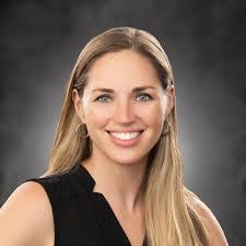 Lorraine Diggs's Instagram, Twitter & Facebook