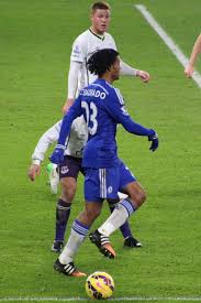 El volante colombiano juan guillermo cuadrado fue titular en el partido que le dio de manera anticipada en título de la liga inglesa al chelsea. La Llegada De Pedro Puede Ser La Marcha De Cuadrado