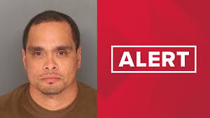 Parolee at large known to frequent La Mesa, El Cajon