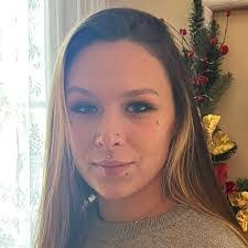 Jessica Struble's Instagram, Twitter & Facebook