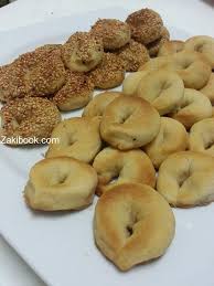 طريقة عمل كعك هش وخفيف رووووعة زاكي middle eastern desserts dessert recipes arabic sweets