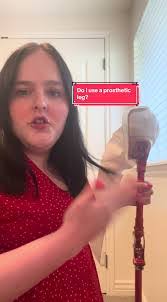 Kendra Herrin's Instagram, Twitter & Facebook