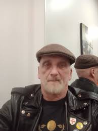 Introduction of a double amputee and her personal story