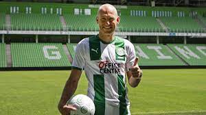 Football club groningen (dutch pronunciation: Grun Statt Rot Ex Bayer Robben Zuruck Auf Dem Fussballplatz Br24