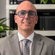 Former Tar Heels Football Player Describes Life Around Bill Belichick