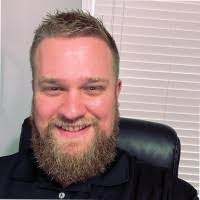 Lori Hamlett's Instagram, Twitter & Facebook