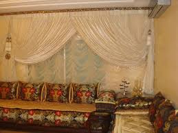 Maybe you would like to learn more about one of these? Artisanat Marocain D Agreable Tables Et Portes En Bois A L Acheter Salon Moderne Marocain