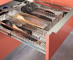 Discover timeless, handcrafted and durable hardware for every style, from classical to contemporary to industrial. Accessories