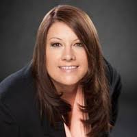 Loraine Phelps's Instagram, Twitter & Facebook