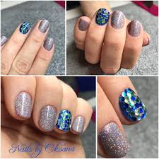 Gelish Manicure Plus Holographic Powder And Mosaic Nail Design