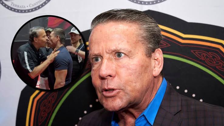 Sorpresa! Alfredo Adame 'bendijo' al luchador Konan con un beso en la boca  y enloqueció a todos: VIDEO
