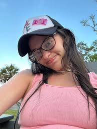 Teenager seeking part-time job after school