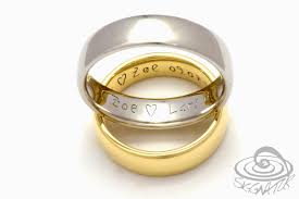 Einzigartige Trauringe Von Siggnatur Jewellery Hochzeit Ringe Einzigartige Trauringe Einfache Trauringe Dialo.de zeigt alle 6 einträge, egal ob gerade ✓ geöffnet oder × geschlossen mit kontaktdaten.