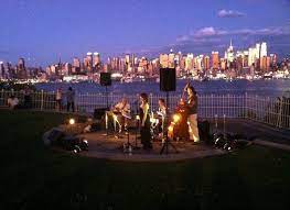 Book with confidence · guaranteed low price · candid traveller photos Hamilton Park Home Facebook