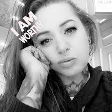 Jeff Deck's Instagram, Twitter & Facebook