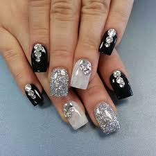 Black And White Nail Art For Short Nails 60 Examples Of Black And White Nail Art Cuded Bling Nails Nail Designs Black And White Nail Art