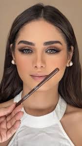 Rosa Cazarez's Instagram, Twitter & Facebook