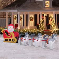 Christmas Holiday Inflatable Santa And Dogsled Scene Li Outdoor Christmas Decorations Inflatable Christmas Decorations Outdoor Inflatable Christmas Decorations