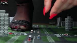 Giantess Noon - And The Sky Is Grey ❤️ Giantess.Porn