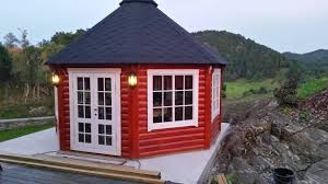 chalet de jardin insolite le pavillon grill finlandais chalet de jardin habitable chalet de jardin pavillon de jardin