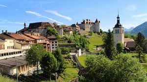 Apoyan a las representaciones suizas en el área de la salvaguarda de intereses y en aquellas ocasiones en la información de contacto de la oficina del exterior suiza competente se indica en la. Gruyeres Una Pequena Ciudad Historica Conservada En Suiza Youtube