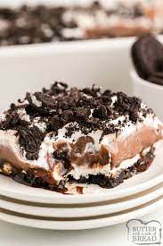 Layered Oreo Pudding Dessert Is An Easy Dessert Recipe Made With Oreo Cookies Cream Cheese And Choc Oreo Pudding Dessert Pudding Desserts Oreo Dessert Recipes