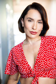 Ethan Bloom's Instagram, Twitter & Facebook