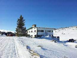 This popular, friendly lodge provides home comforts and a warm valhalla is a ski out snow lodge that enjoys panoramic views over perisher valley. Cracking Family Spot Review Of Peer Gynt Perisher Valley Australia Tripadvisor