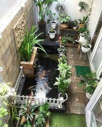 Feng shui adalah sebuah seni yang berdasarkan serangkaian pedoman yang berasal dari filsafat timur kuno yang dirancang untuk menciptakan rasa jika rumah sehat, maka orang yang tinggal di dalam rumah tersebut bisa sehat. Kolam Ikan Di Dalam Rumah Menurut Islam Aneka Ikan Hias Jardin Minimaliste Jardin Maison Amenagement Jardin